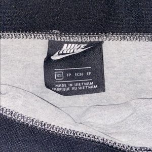 nike grey two piece skirt and sleeveless crop